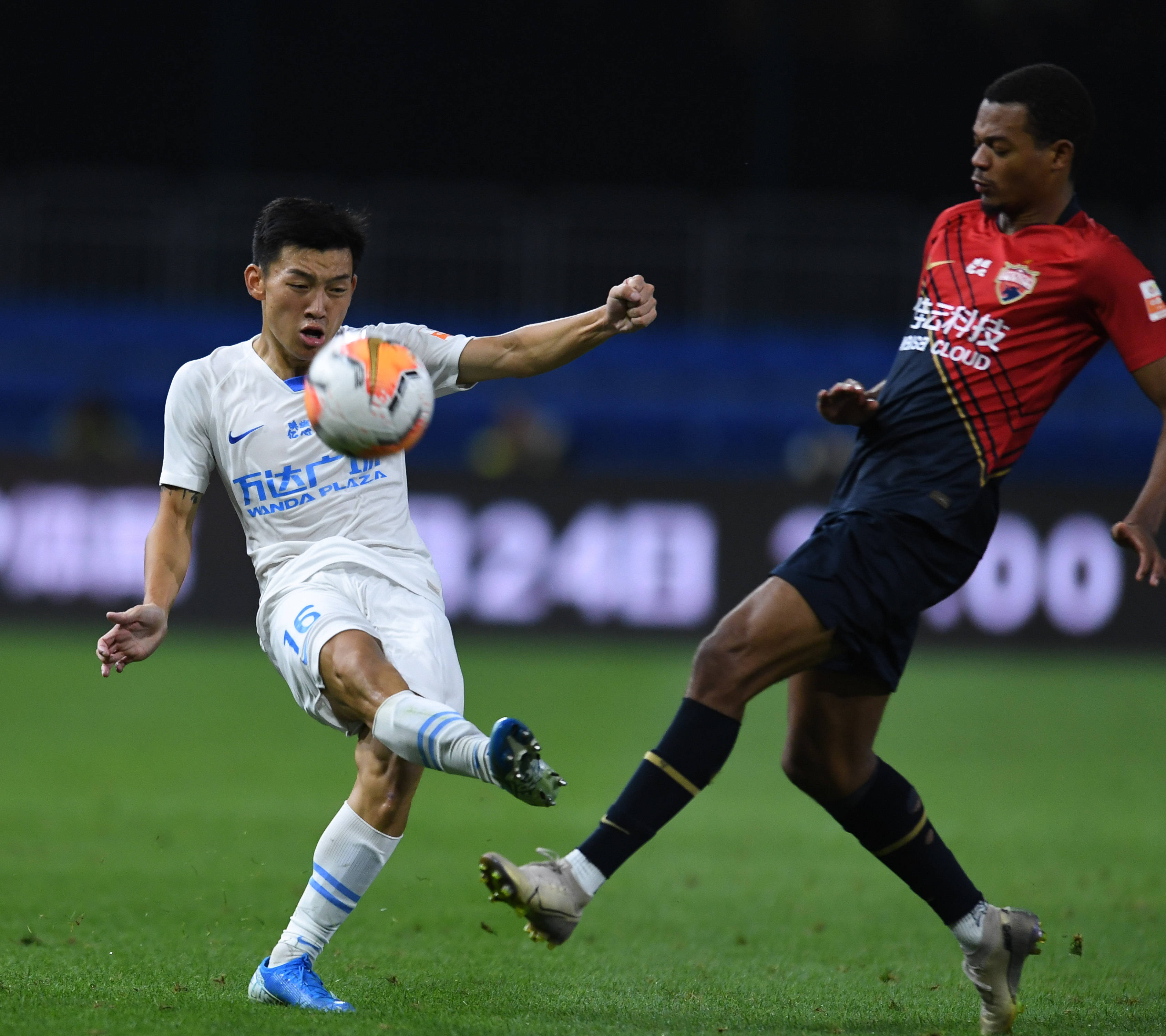 深圳佳兆业主场不敌对手，遗憾失利！的简单介绍